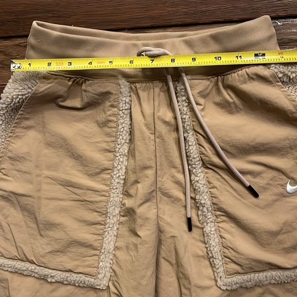 Nike Sportswear Essential Loose Fit High Waist Joggers Size S - Picture 7 of 11